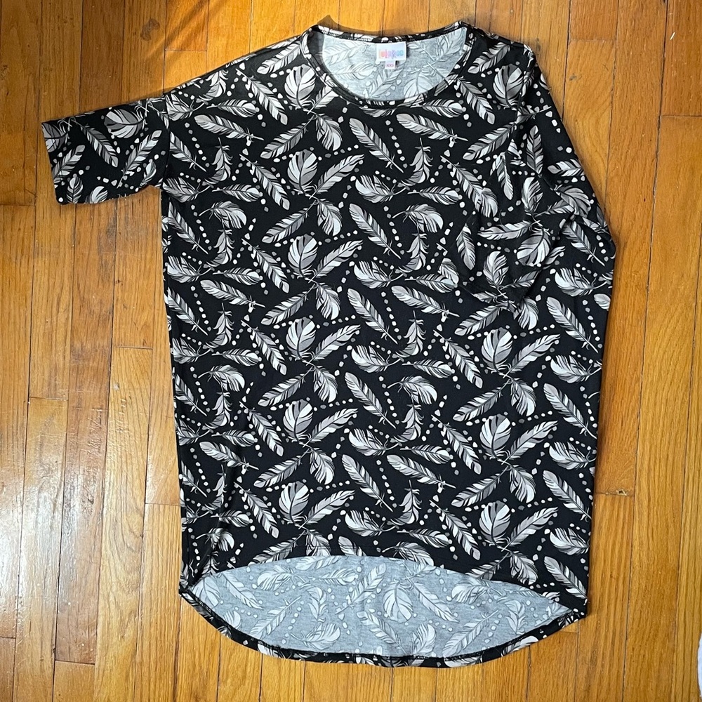 LuLaRoe Irma Top
